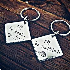 30 Best Holiday Gift Ideas For Long Distance Boyfriend 2018 Love Keychain Boyfriend Gifts Distance Relationship Gifts