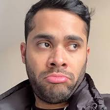 Daniel Valle's Instagram, Twitter & Facebook