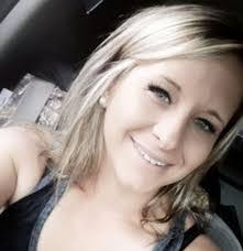 Amanda Lamkin's Instagram, Twitter & Facebook