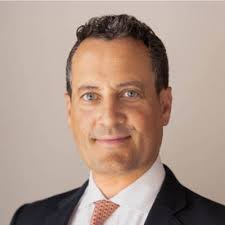 The hair has gotten grayer and the tea has gotten tastier (thanks Spike  Mendelsohn!), but building a business (and a life) like Eat the Change or  Honest Tea or Beyond Meat is