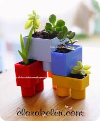 reciclar juguetes macetas pot de fleurs deco jardin deco plantes