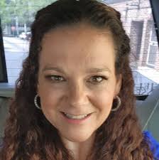 Profiel voor Lori Helmer Massalon