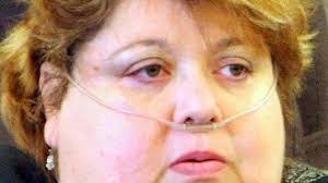 Elizabeth Halverson's Instagram, Twitter & Facebook