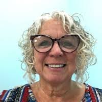 Crystal Halverson's Instagram, Twitter & Facebook