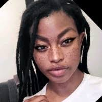 Ebony Kee's Instagram, Twitter & Facebook