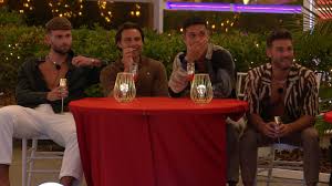 First look: The PDA's cause tension between Georgia S and Callum