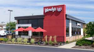 Wendy's 816 W Park: fast food, burgers, chicken, chicken sandwiches,  salads, Frosty®, breakfast, open late, drive thru, meal deals in Greenwood,  MS