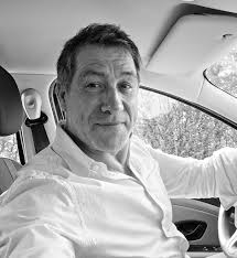 Ciao 😁👋 Hallo 😁👋 Hello 😁👋 Hola 😁👋