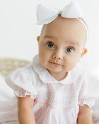 Little Sutton is now 6 months old and has been charming everyone with those  stunning eyes of hers! #houstonbabyphotographers #houstonbabyphotos  #houstonbabyphotography #houstonmilestonephotographer #kingwoodphotography  #kingwoodmoms #springphotographer ...