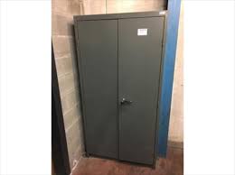 Armoire Metallique D Atelier Occasion Bright Shadow Online
