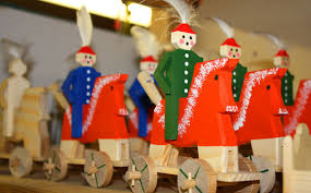 Das Arschpfeiffenrossl Und Der Berchtesgadener Advent Crafts Christmas Ornaments German Heritage