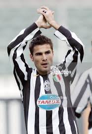Adrian mutu plays for serie a team juventus and the romania national team in pro evolution soccer 5. Pin On Sport