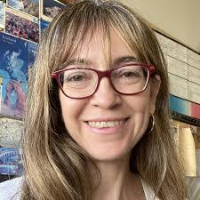 Cristina Cea's Instagram, Twitter & Facebook