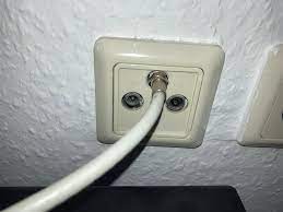 So sieht die multimediadose aus der adapter als alternative zur multimediadose Multi Media Dose Welcher Anschluss Fur Was Computer Technik Internet