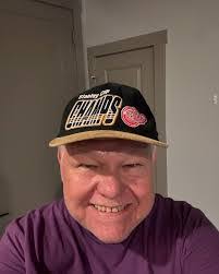 Michael Vandervort's Instagram, Twitter & Facebook