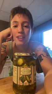 Trafer Joes Baked Pickle Chips