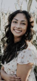 Oak Harbor's top students look back, forward