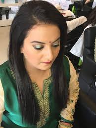 Beauty Parlours For Hair Style in Behala, Kolkata