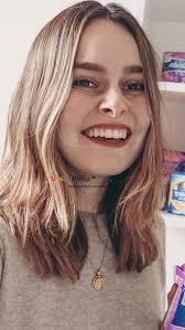 NostrilPhilia™ على X: "I'm Lucy Moon, vlogger, blogger, podcast co-host and  grapefruit enthusiast. Lucy has very attractive sexy explicit nostrils <3  #Nose #Nostrils #SexyNose #ExplicitNostrils https://t.co/wvE0lzpMXs"