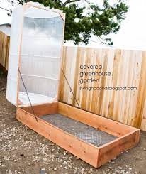diy serre de jardin recup a faire soi meme jardin couvert jardin sureleve serre jardin