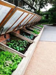 Instrucoes De Fonte De Concreto Diy 8211 Ideias E Projetos De Paisagismo De Fonte Diy 8211 Diygardensprojec 2020 Arka Bahceler Bahce Yatagi Organik Bahcecilik