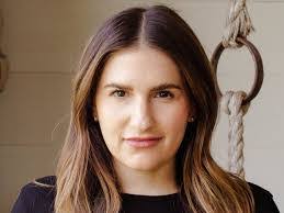 Amy Errett's Instagram, Twitter & Facebook