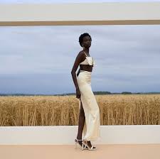 Jacquemus L Amour Spring Summer 2021 Show In 2020 Womens Summer Fashion Outfits Fashion Summer Outfits