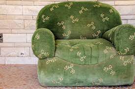 Für ein sofa in standardgröße liegt das material bei ca. Sofa Neu Beziehen Kosten Preise Im Vergleich