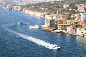Asya ve avrupa'dan gelen yolcu trafiği çok olan havalimanıdır. Turkey Location Geography People Economy Culture History Britannica