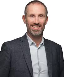 Moore-Peter-Equity Senior Associate