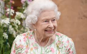 Habla la exsecretaria privada de la Reina Isabel II: "A la Reina Isabel le  encantaba que las cosas salieran mal"