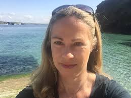 Lara Dunlea — Mynd