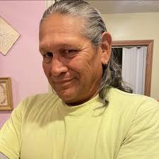 Playing lone wolf world after breakup