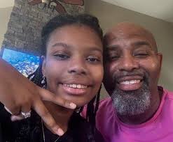 Father, daughter look-alike winners share similar jokester personalities