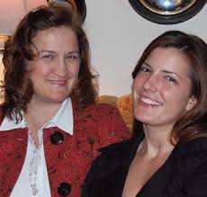 04_18_11 CR_Layout 1