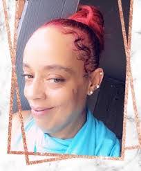 Wanda Winslow's Instagram, Twitter & Facebook