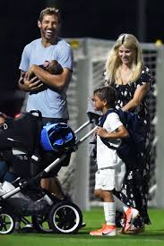 Elin nordegren is a swedish model. Tiger Woods Is Off His Golf Game Thanks To Ex Elin Nordegren S New Baby