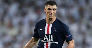 Born in 1991, the belgian has had a crazy career so far and has been playing for bvb since 2020. Thomas Meunier Signs For Borussia Dortmund