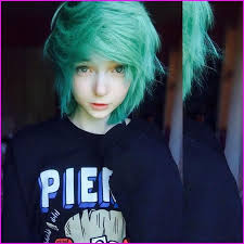 Emo haircuts don't always have to be black in color. Short Emo Haircuts Spring Summer 2019 Haircuts Haircut Short Haircuts For Women Short Haircuts Emo Haircuts Short Scene Hair Short Emo Haircuts Short Emo Hair