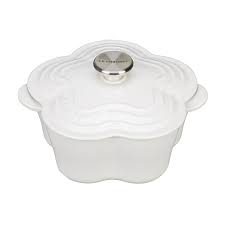 With great food comes great cookware and le creuset dutch ovens set the standard for other companies to follow. Flower Cocotte Le Creuset Official Site