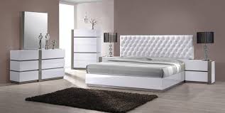 Vig Furniture Vero Modern White Tufted California King Bedroom Set Vgkbvero Modern White Bedroom Contemporary Bedroom Furniture Bedroom Furniture Design