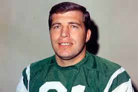 Stephen Duell's Instagram, Twitter & Facebook