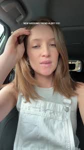 Cozy Wedding Trends: Elegant Table Lamps for Your Big Day