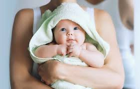 But when it comes time for baby's first bath, there are suddenly so many questions. How Often Should You Bathe A Baby Bathing Routine For Your Baby