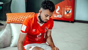 يتناول العمل قصة رشاش وهو مجرم مارس نشاطاته الإجرامية البشعة من قتل وتهريب للمخدرات خلال فترة الثمانينيات من القرن الماضي في السعودية، ومحاولات رجال الشرطة المضنية للإمساك به وتقديمه للعدالة. Ø£Ø®Ø¨Ø§Ø± Ø§Ù„Ù†Ø§Ø¯ÙŠ Ø§Ù„Ø£Ù‡Ù„ÙŠ Ø§Ù„Ù†Ø§Ø¯ÙŠ Ø§Ù„Ø£Ù‡Ù„ÙŠ ÙŠØ¹Ù„Ù† Ù…Ø¯Ø© ØºÙŠØ§Ø¨ ØµÙ„Ø§Ø­ Ù…Ø­Ø³Ù† Ø³Ø¨ÙˆØ±Øª 360