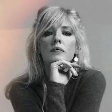 How many people want Rip Wheeler & Beth Dutton to stay with Yellowstone ❤