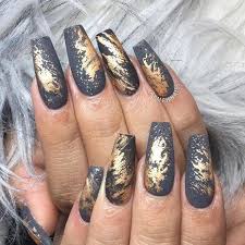 In Nail Art Design Metal Foil Can Be Skillfully Used To Create A Fashionable And Exquisite Appearanc Grey Acrylic Nails Coffin Nails Designs Foil Nail Designs