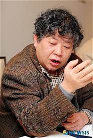 죽음이 끊임없는 (불)가능의 변증법을 모두 치르거나 겪고 난 후에도 있는 마지막 불가능이고 가능이다. ë‰´ì‹œìŠ¤