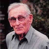 Warren Youngblood's Instagram, Twitter & Facebook