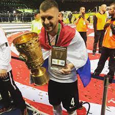 Interessenten für den offensivmann stehen auf der matte. The Dfb Pokal On Twitter 2 Goals 1 Man Of The Match Award 1 Dfbpokal What A Night For Ante Rebic Fcbsge Berlin2018